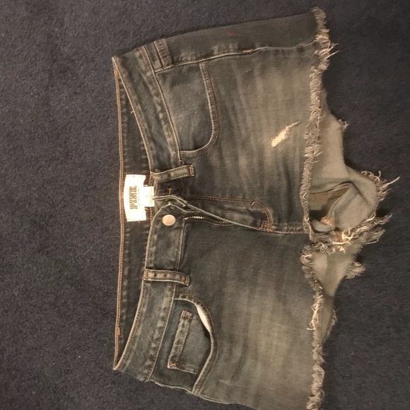 Pink jean shorts - Picture 1 of 3